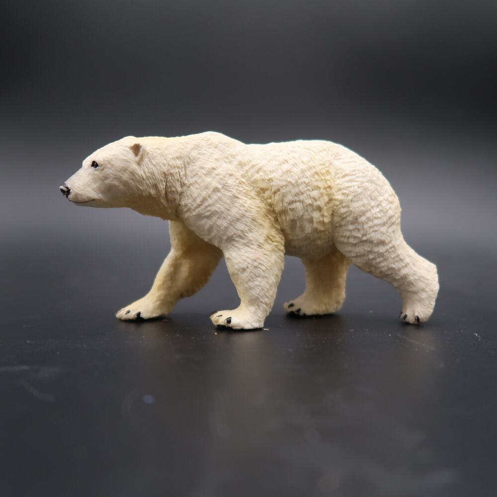 Safari Ltd Polar Bear Toy Figure 2008 Resin Arctic Wildlife Animal Nature Arctic